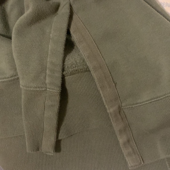 George, green long sleeved sweater, size m - Picture 4 of 4